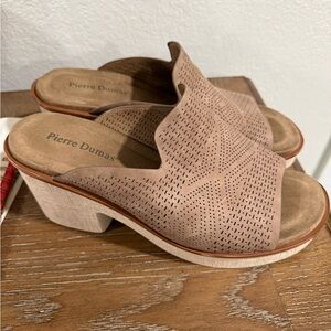 Pierre Dumas Women's Beige Perforated Mules